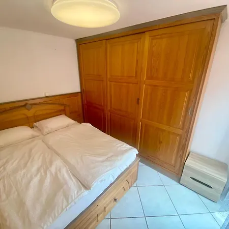 Mihalj Apartament Keszthely